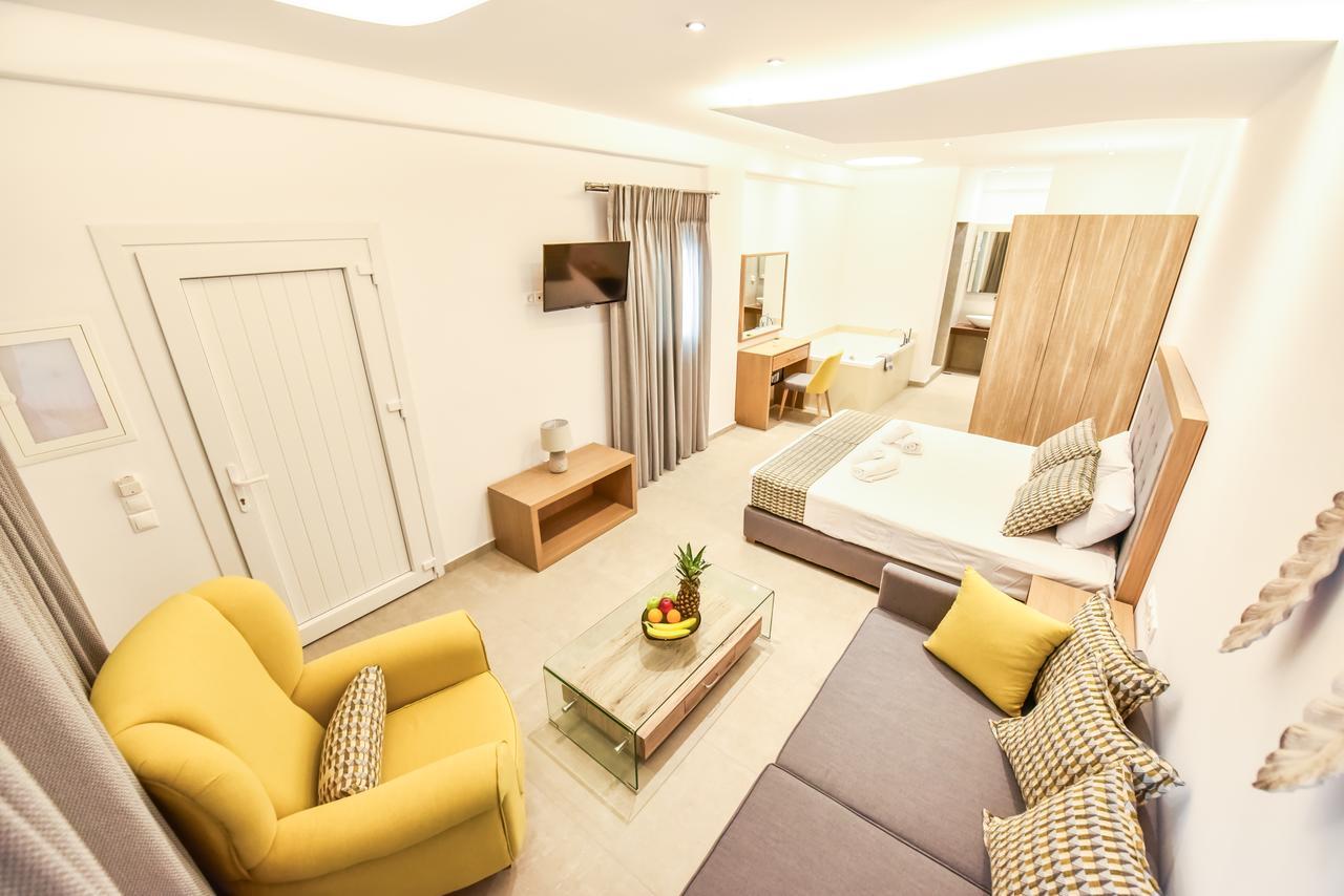 Queen Boutique Suites Mykonos Town Bagian luar foto
