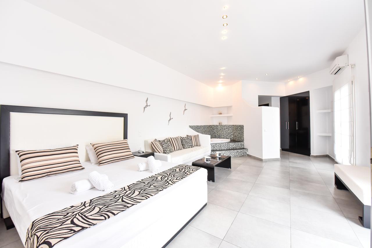 Queen Boutique Suites Mykonos Town Bagian luar foto