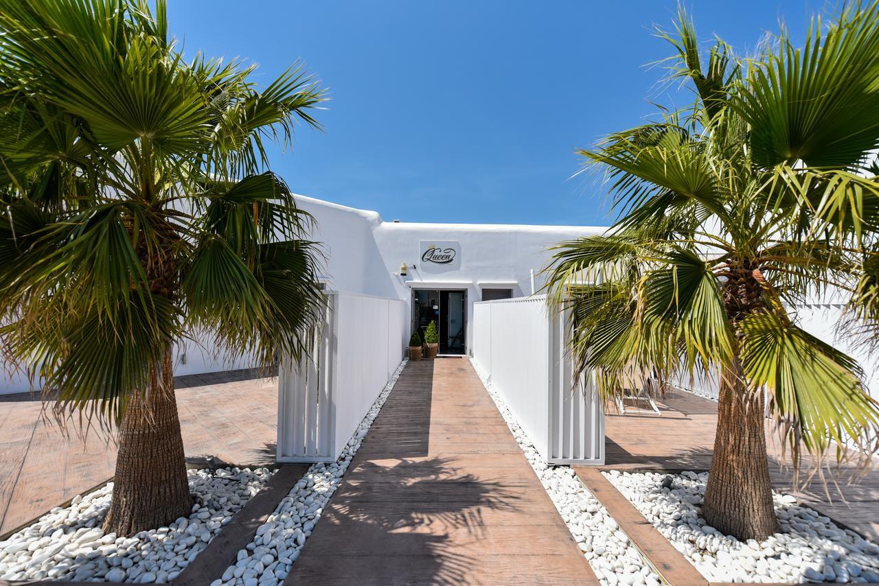 Queen Boutique Suites Mykonos Town Bagian luar foto